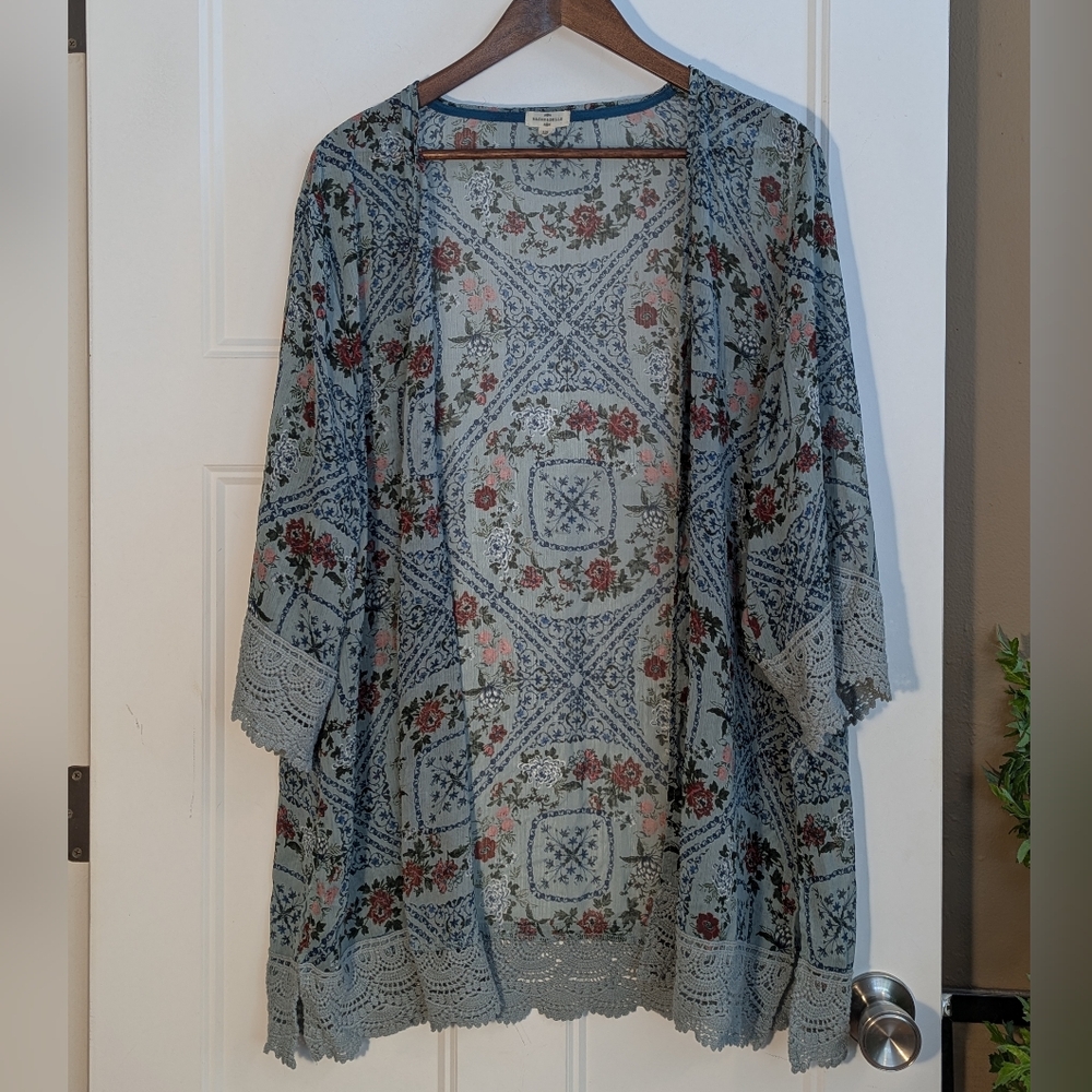 Mason & Belle Open Front Chiffon Kimono Cardigan With Crochet Trim. Size 1X.